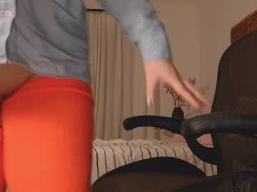 girl
        naughty_tilly cam image #3218793