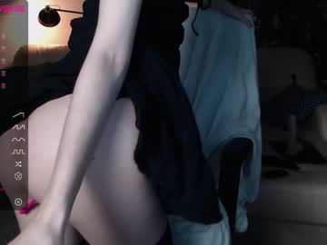 girl
        _lain_ cam image #81996