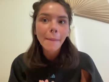 girl
        yourfavoritegirl_ cam image #1304683