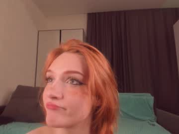 girl
        klttys__pearl cam image #5691467