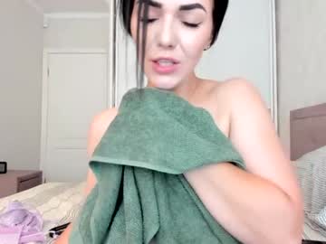 girl
        missnelly cam image #2136017