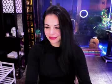 girl
        alma_pearl cam image #4124115