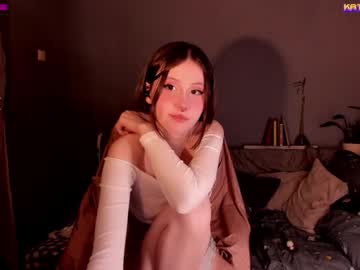 girl
        katkittykate cam image #310035