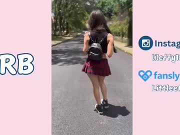 girl
        little_effy18_ cam image #6614750