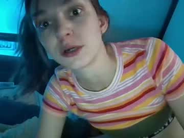 girl
        dontpassbyyourfancies cam image #2962379