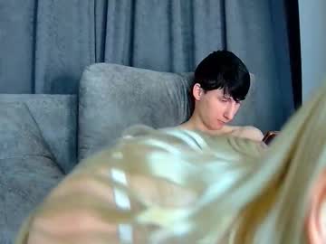couple
        williamandmia cam image #6463485