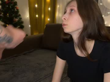 couple
        alexandlia cam image #5772412