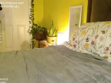 girl
        skybella_ cam image #6065211