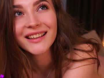 girl
        bonniecannon cam image #4649899
