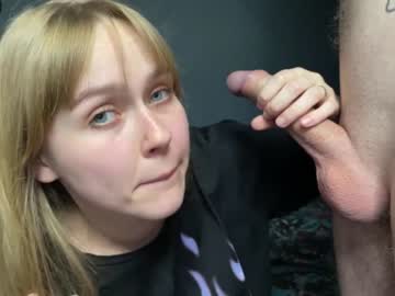 couple
        babyytonight cam image #2134101