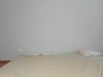 couple
        vivi_beam cam image #6697