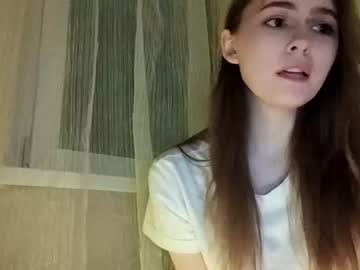 girl
        jennyjansen cam image #2425100