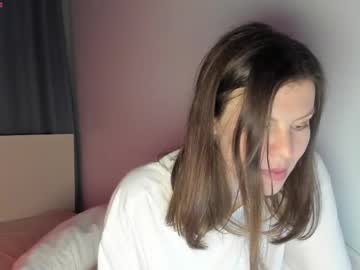 girl
        roter_rita cam image #6061026