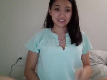 girl
        london_tipton cam image #2204827