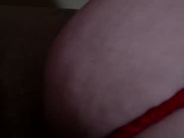 girl
        sweat_mia cam image #433554