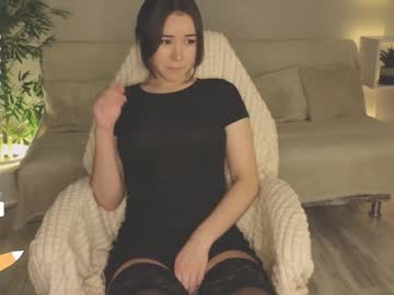 girl
        deariwfy cam image #3537144