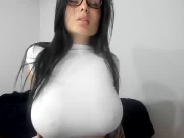 girl
        sexual_addiction cam image #3302237