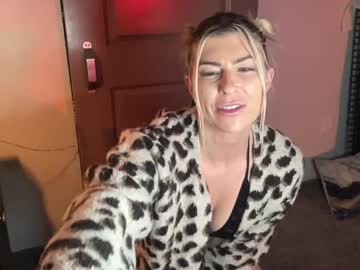 girl Lovely Nude Webcam Girls And Couples with chloecumz4u