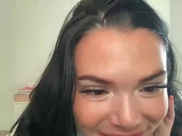 girl
        rosiemylove cam image #1521638