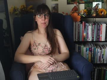 girl
        ellynaomi cam image #5196803