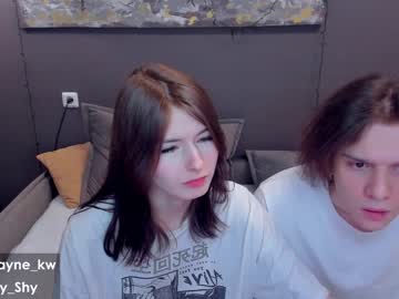 girl
        kimwaynekw cam image #1335111