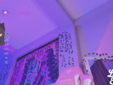 girl
        lucille_evans cam image #4472565