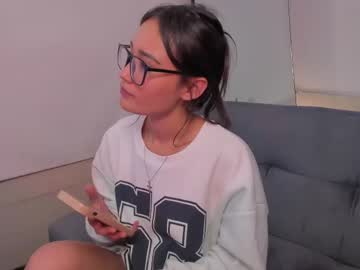 girl
        sam01___ cam image #6419233