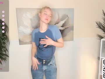 girl
        _megryan_ cam image #3786077