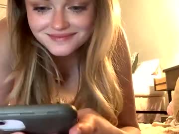 girl
        cloutqueenslay2 cam image #5744872