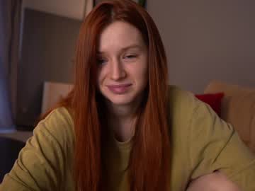girl
        toxl cam image #4075621