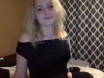 couple
        kittyndaddy757458 cam image #4661742