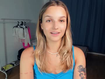 girl
        melissakissaa cam image #2213693