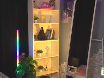 girl
        ella_knockers_xl cam image #713946