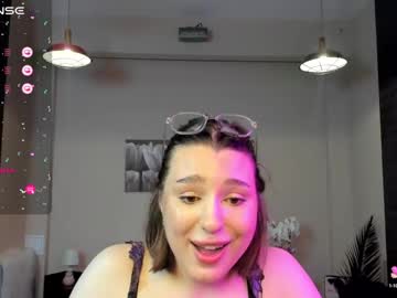 girl Lovely Nude Webcam Girls And Couples with kylieeangel