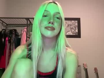 girl
        riababe cam image #2256197