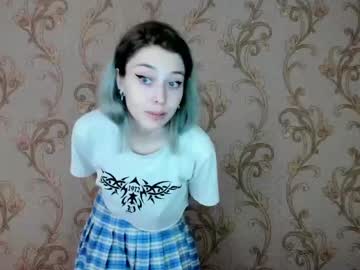 girl
        yuinika_ cam image #4715789