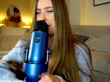 girl
        x_lily_x cam image #5481321