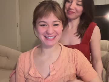 girl
        olive_nextdoor cam image #711164