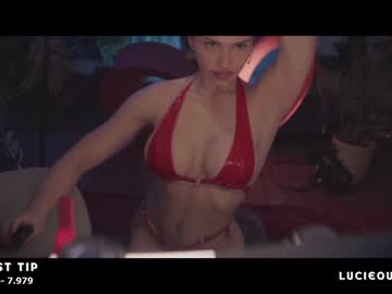 girl
        lucieoude_ cam image #1004340