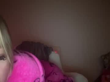 girl
        ch66058 cam image #4209565