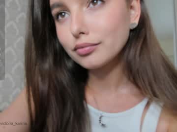 girl
        victoria_karma cam image #4600157