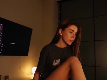 girl
        misssweettie cam image #5507272