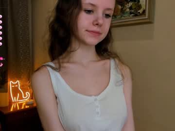 girl
        maryrogersa cam image #2378282