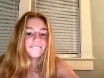 girl
        kaybrookee cam image #77104
