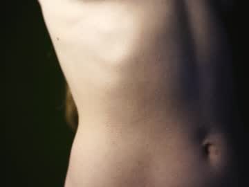 girl
        tinabredley cam image #3351589