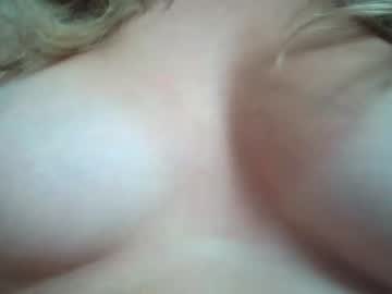 girl
        jennywillsonvip cam image #1381327