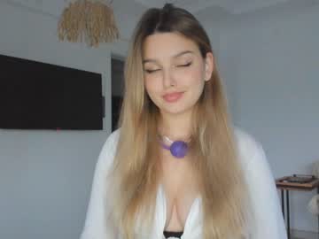 girl
        victoria_karma cam image #404582