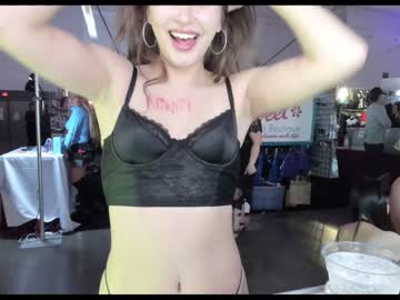 girl
        vera_velvet cam image #818243