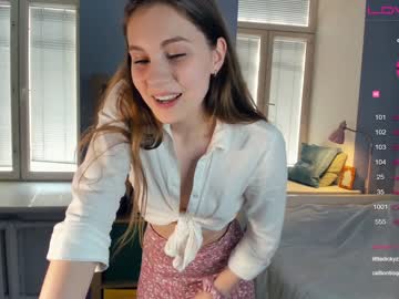girl
        youne_and_beautiful cam image #1661389