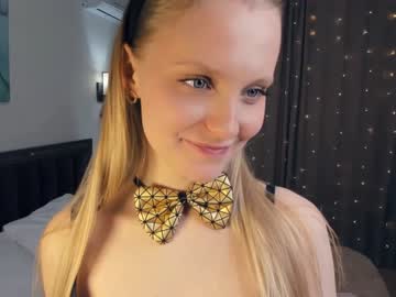 girl
        may_wow cam image #3133711